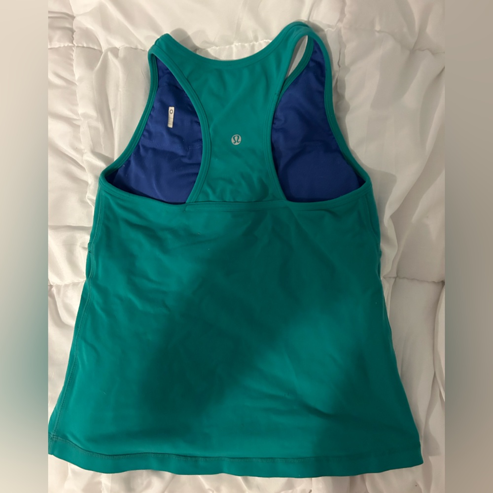 Lululemon athletic top - Picture 2 of 2